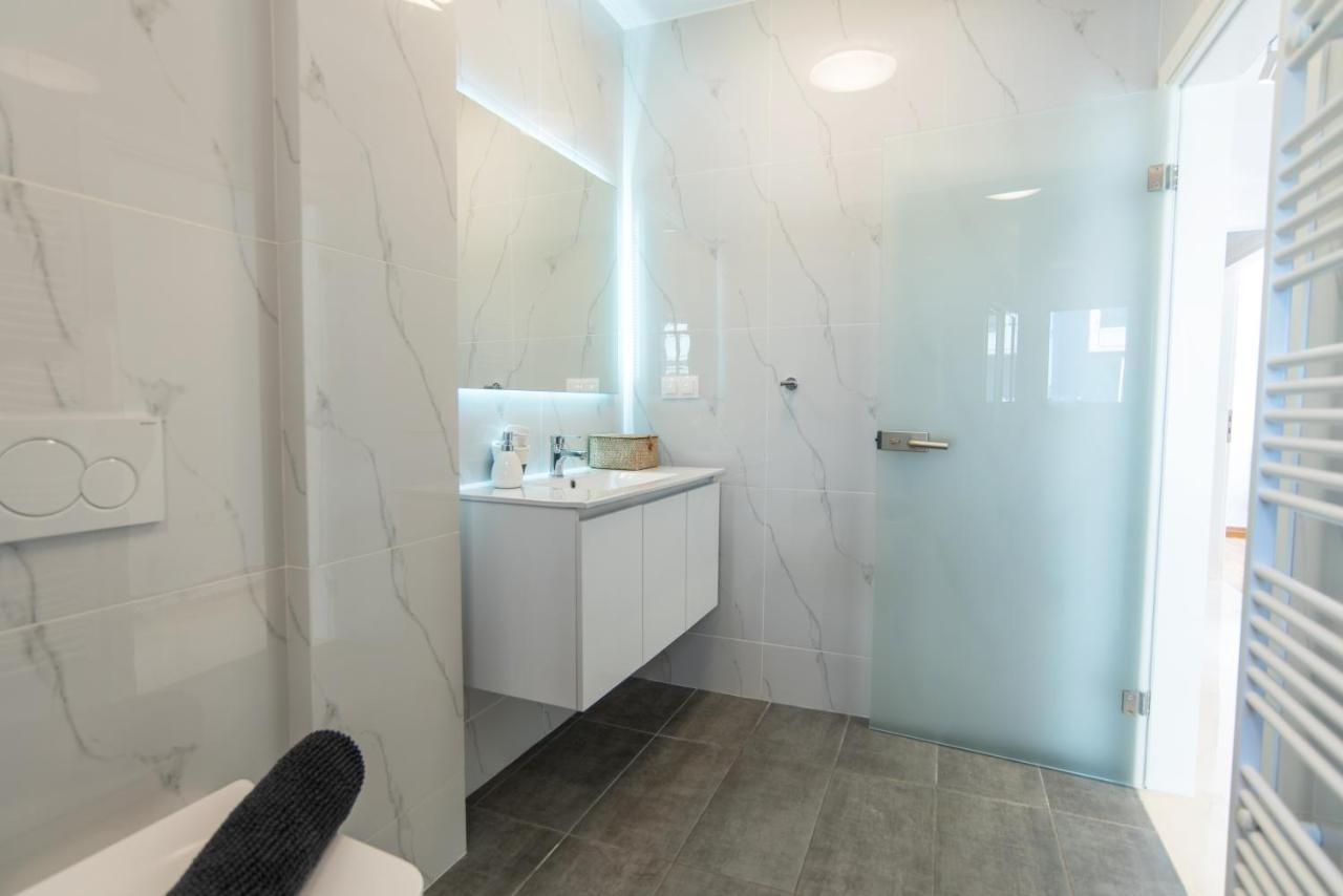 Delightful Penthouse Appartement Athene Buitenkant foto